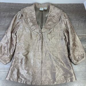 ✨Bleu Bayou 100% Silk Embroidered Jacket (Size S)